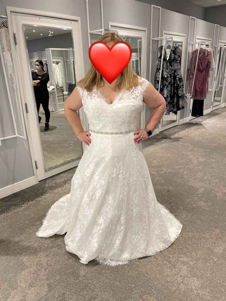 Who have said yes to the dress ? - 1