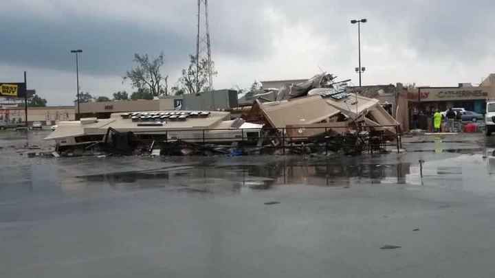NWR: 8 confirmed tornadoes ripped through my city, scariest night of my life