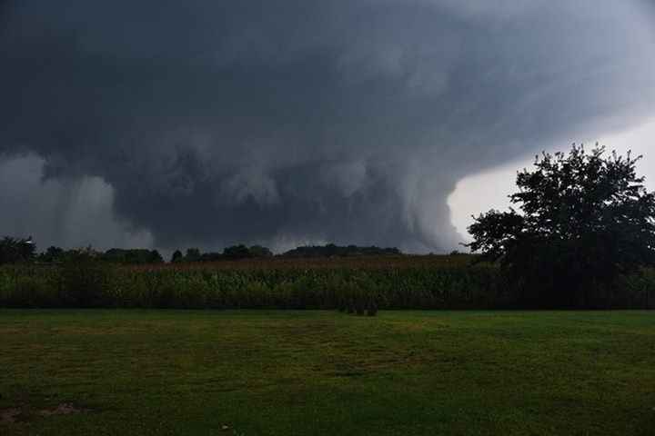 NWR: 8 confirmed tornadoes ripped through my city, scariest night of my life