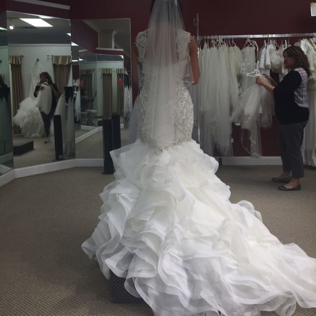 Show your dress!