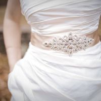 wearing a sash with ur dress? lemme see! need ideas