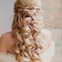 Anyone Wearing Hair Down?