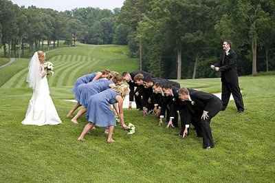 Post a Picture of a wedding photo you have found that you like and want to mock on your big day!