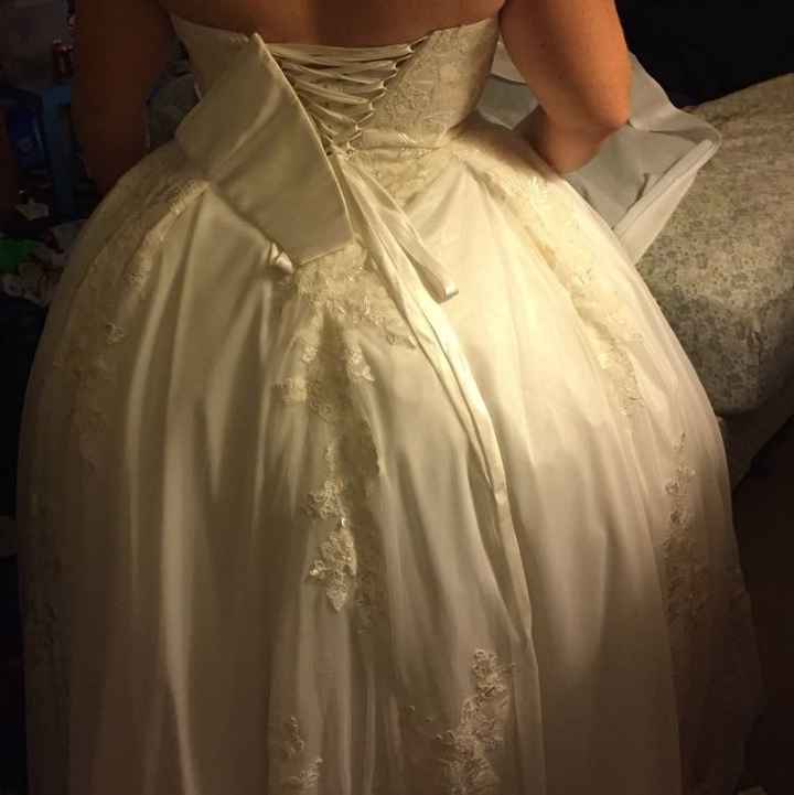 What hair styles would go well with my dress?