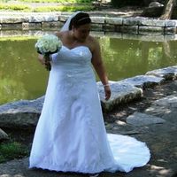 Plus size brides you're help is needed