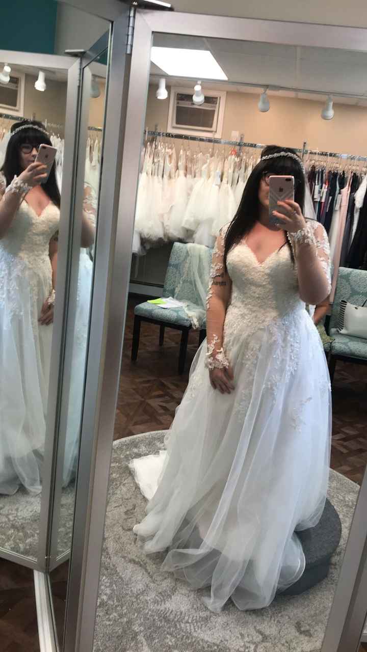 It’s here! And i bought a veil! - 1