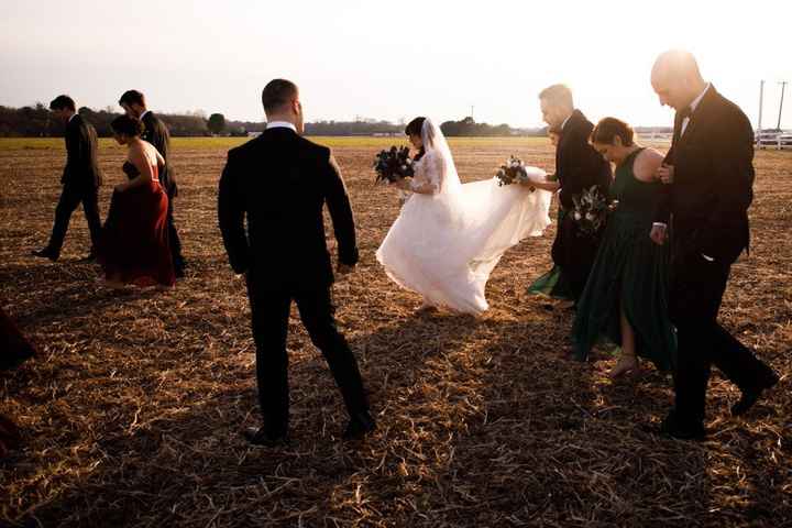 The in-between poses photographs are sometimes by favorites.