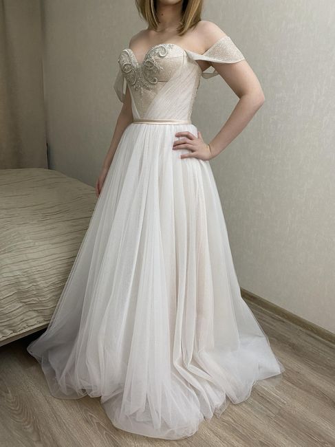 omg my Olivia Bottega wedding dress just arrived! - 2