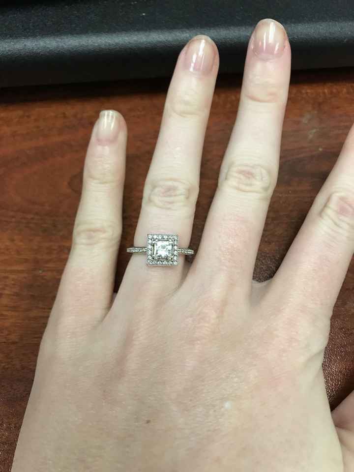 Show me... your halo engagement rings!! 💍 - 1