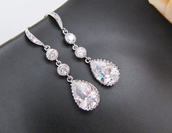 Which Earrings? Help needed...