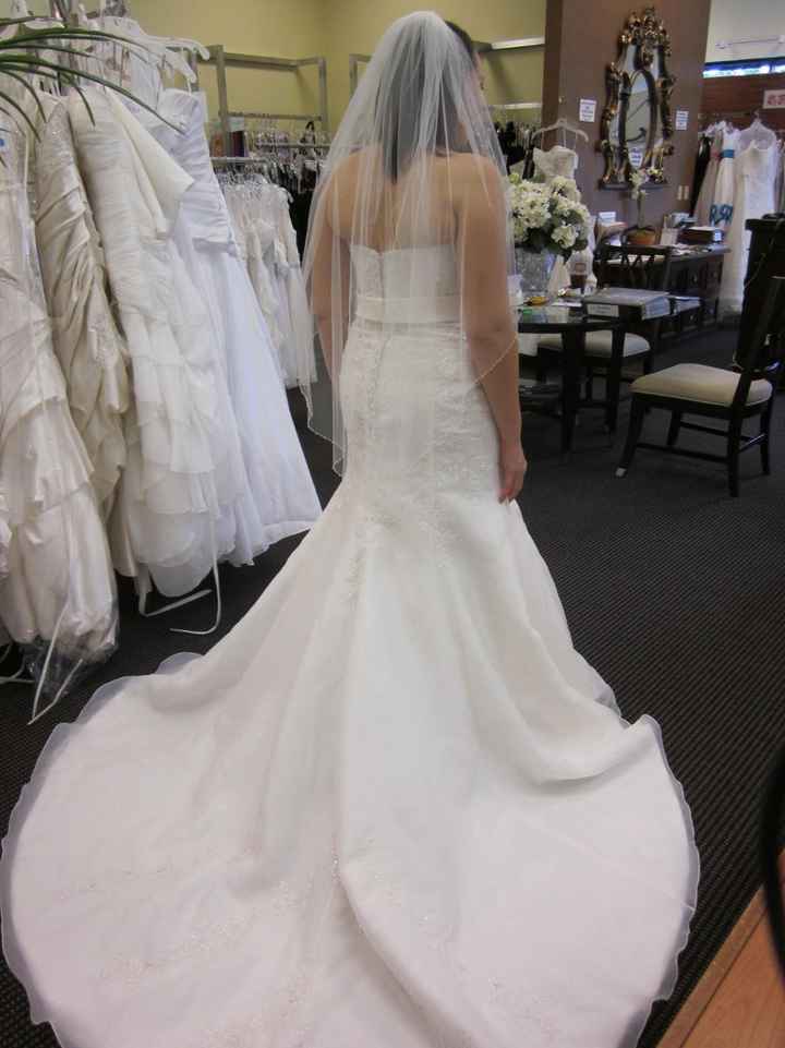 Weird OBSESSION: I love seeing brides in their ACTUAL dresses :)