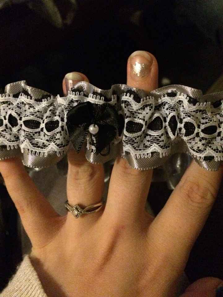 My DIY lace garter!