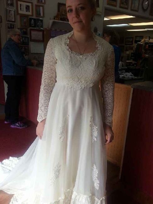 Finally! Dress pictures!