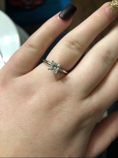 Show off your solitaire ring! 💎 4