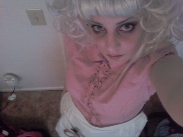 NWR: Show me your HALLOWEEN COSTUMES! please. lol