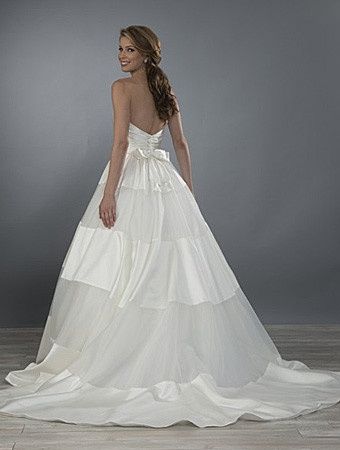 Lemme see some Dresses!