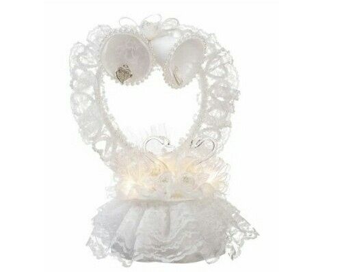 Cake topper