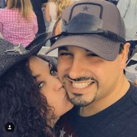 Favorite photos of you and fiancé💕 - 4