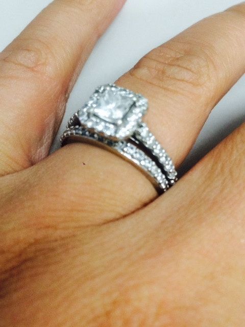 Small engagement rings unite!