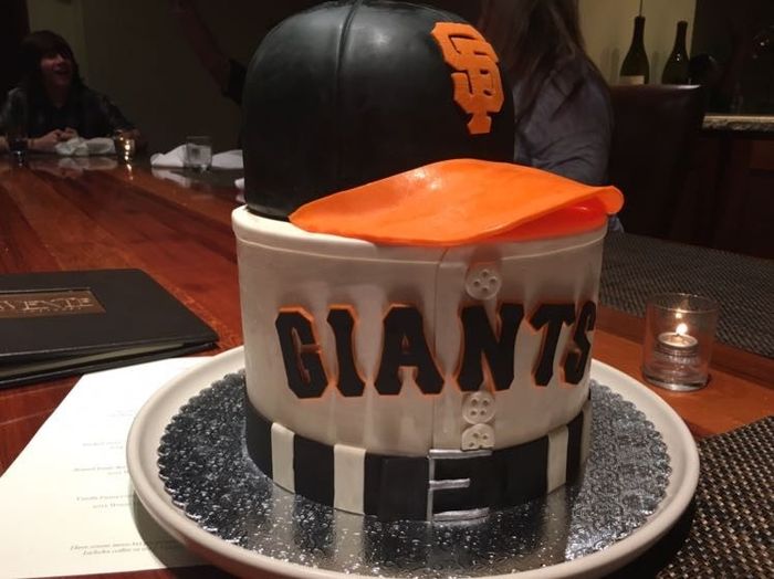 A little light on the groom's cake...