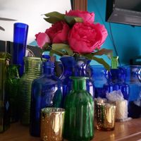 What to put underneath centerpiece? - 1