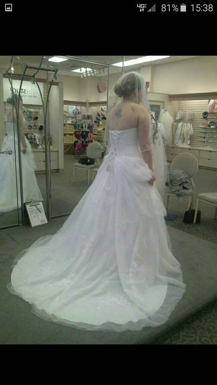 Let's see everyone's dresses