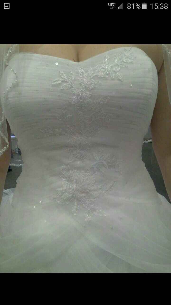 Let's see everyone's dresses