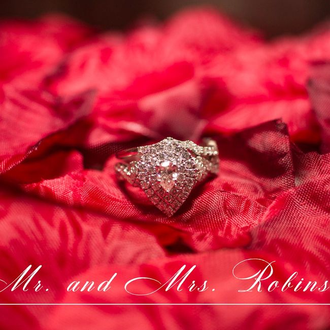 Brides of 2022! Show us your ring! 8
