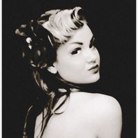 Anybody did DIY boudoir pics?