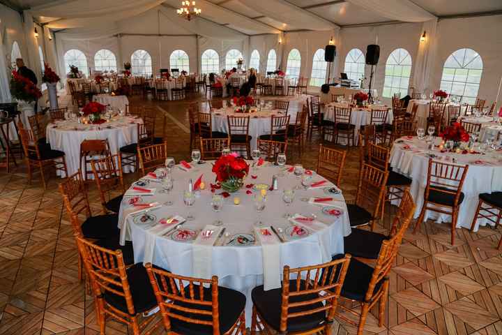 Tall, low, or mixed centerpieces?