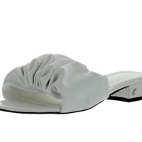 What to wear in the rainforest! - 1