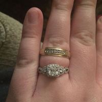 Do wedding bands have to match?