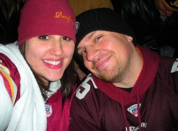 Who loves u ;) show us your FH or Hubby