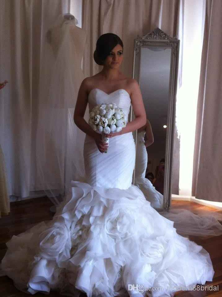 HELP! Who makes this dress?