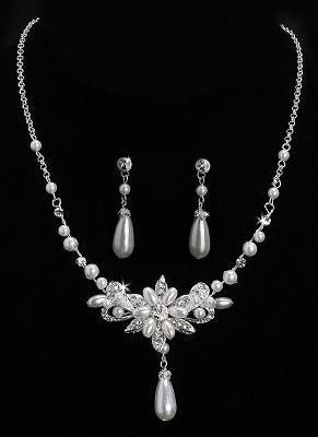 Bridal Jewelry: Fashion Help, Please!