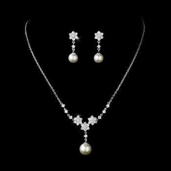 Bridal Jewelry: Fashion Help, Please!