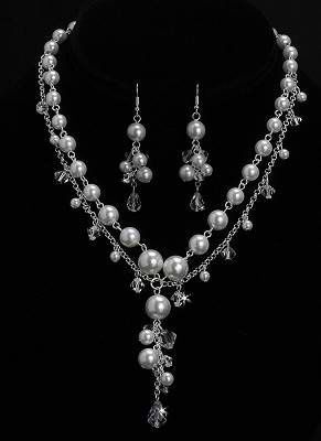 Bridal Jewelry: Fashion Help, Please!