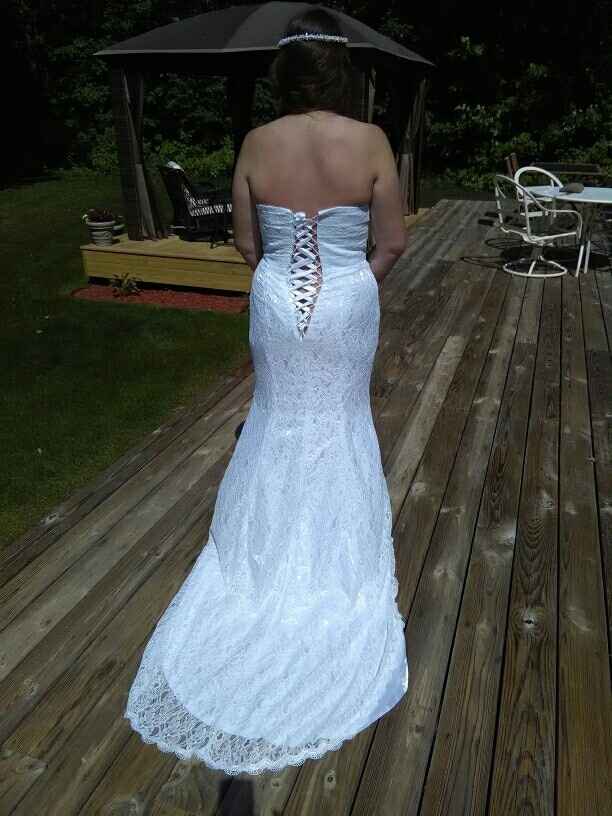 Help what dress?!?! (Pics)