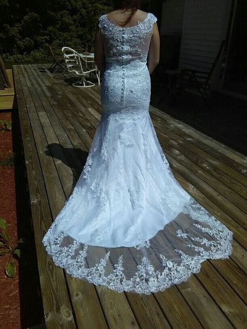 Help what dress?!?! (Pics)