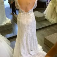 Let's show off our wedding gowns!