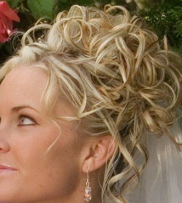 How is everyone doing their hair for their big day??