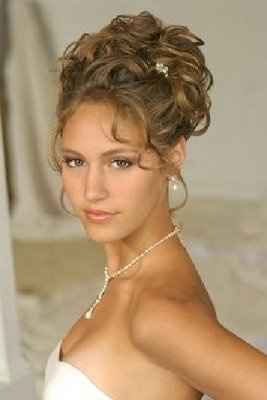 How is everyone doing their hair for their big day??