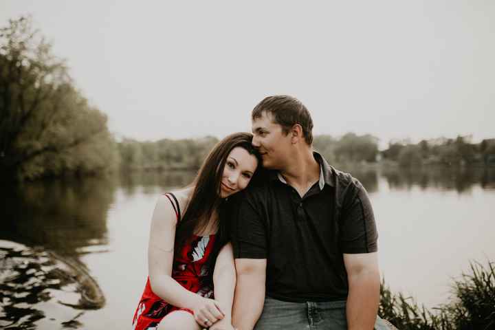 Drop an Engagement Pic with your Date & venue location - 1