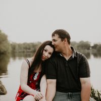 Drop an Engagement Pic with your Date & venue location - 1