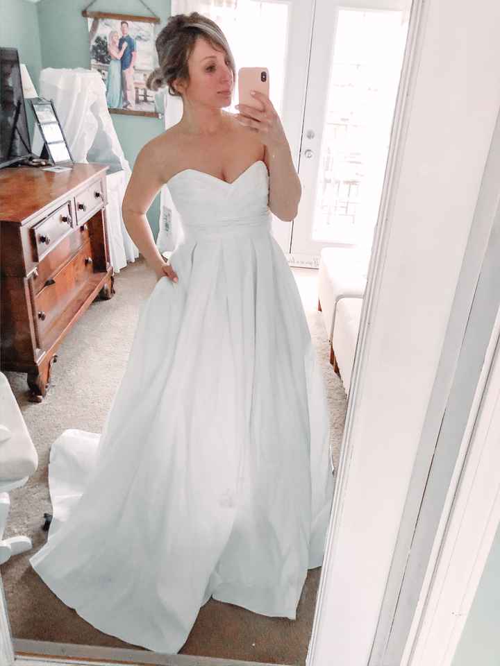 Which dress is best? - 1