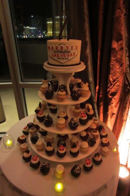 let's see your... cake toppers!