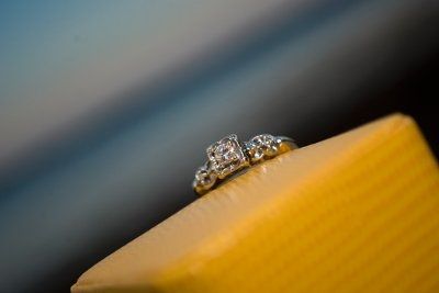 Engagement photo tips and ideas.