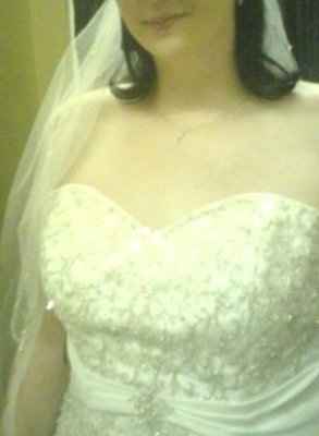 post your wedding  dress pic thanks.