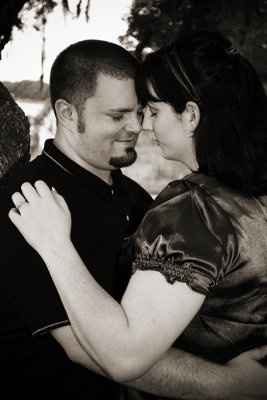 Engagement photo tips and ideas.