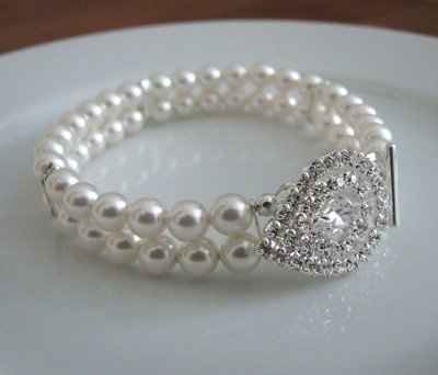 Jewelry---which combo do you like better?  VOTE!!